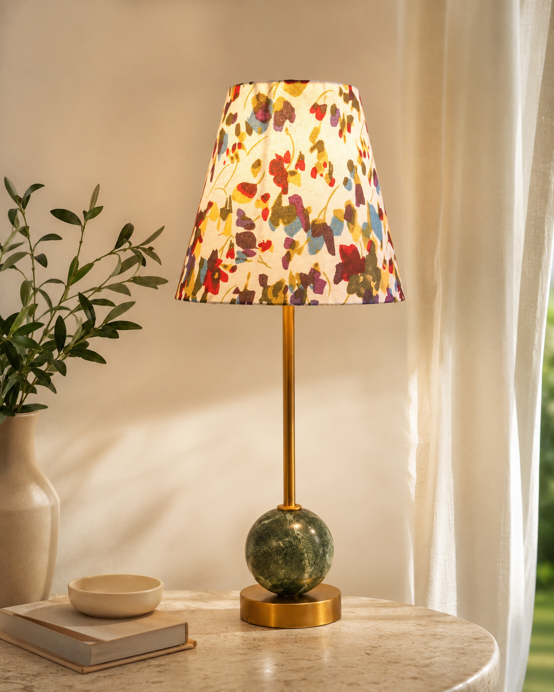 Modern affordable marble lamp By Reggal Decors